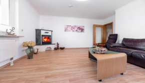 Bernsteinbad-Koserow-Haus-Fuenf-Elemente-Ferienwohnung-Erde